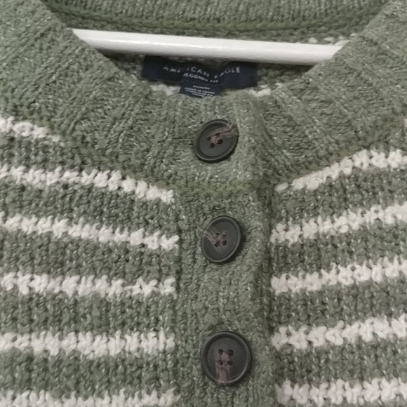 American Eagle Outfitters Jegging Fit Sweater. M - Picture 2 of 7